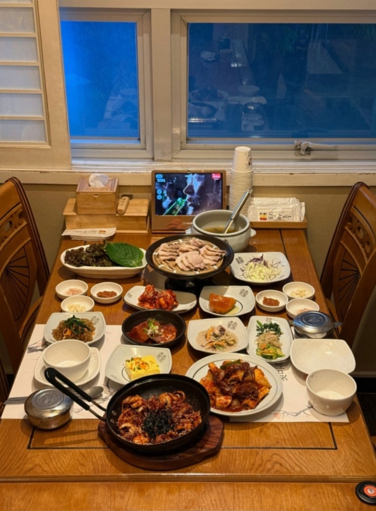 화명동 툇마루 한정식 가족외식 하기좋은 보쌈정식