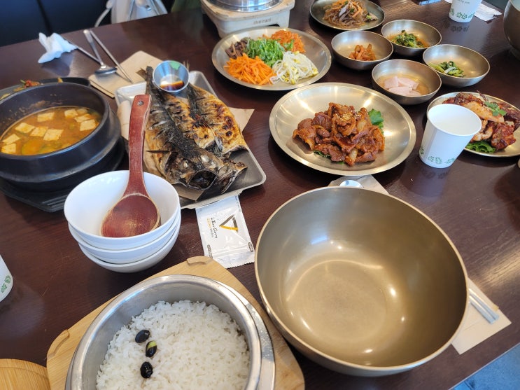  청주 솥밥 보리밥 정식 맛집 수라일미 청주율량본점 주말 대기시간