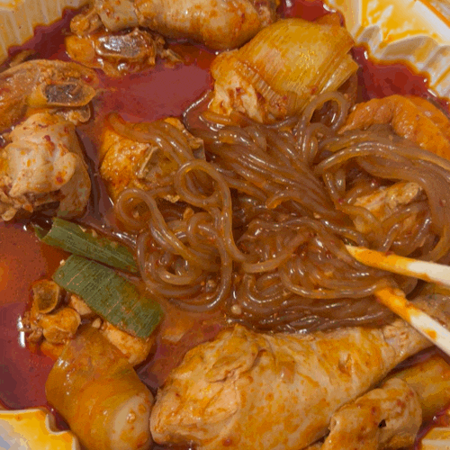 엽기떡볶이 닭볶음탕 칼로리 당면 추가는 국룰 주먹김밥 조합까지 배달시켜 싹 먹고 온 솔직....
