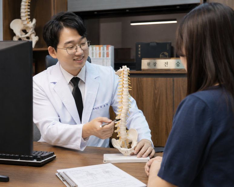 대전어깨통증, 어깨만 치료하면 반복되는 이유 [온담한의원]