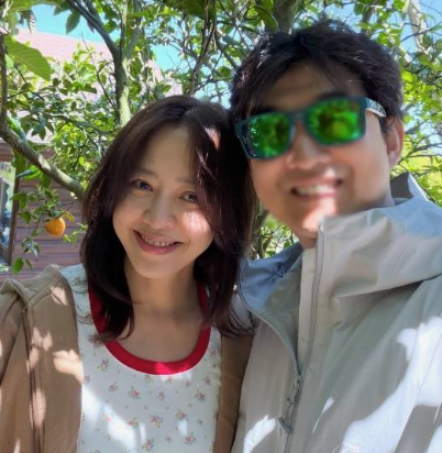 강성연 재혼 소식과 남편의 정체? 귤밭 사진 속 행복한 근황