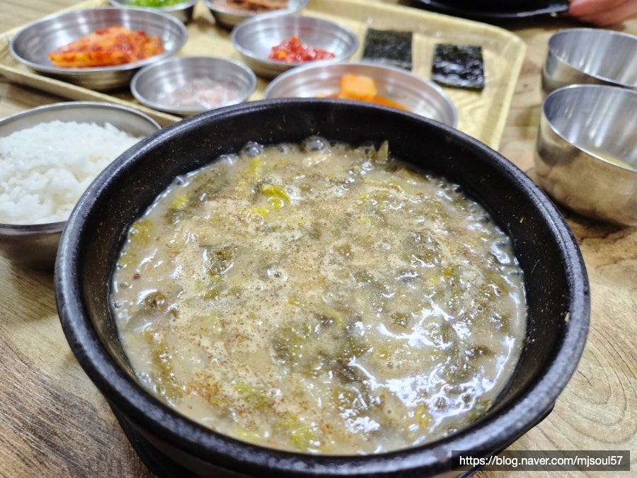 24시콩나물국밥 사진 6