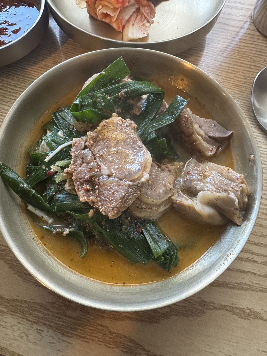 육설도 대방역점 사진 3
