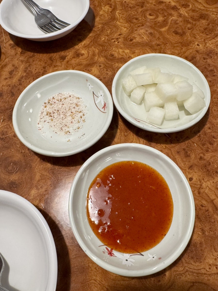 유진치킨 홍제점 사진 6