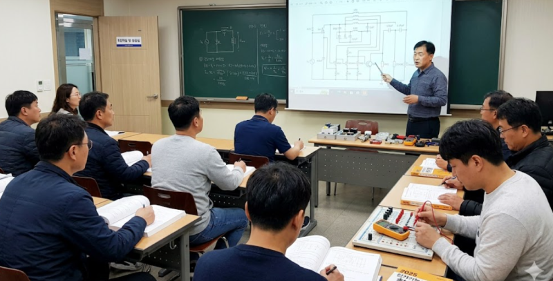 [부산전기학원] 전기기능사 필기 합격 전략 : 비전공자도 한 달 만에 끝내는 법