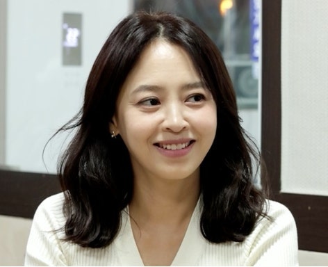 51세 강성연, 3년 만에 의사와 재혼 고백. 아린 마음 보듬어준 남편 공개 "모든 게 기적"