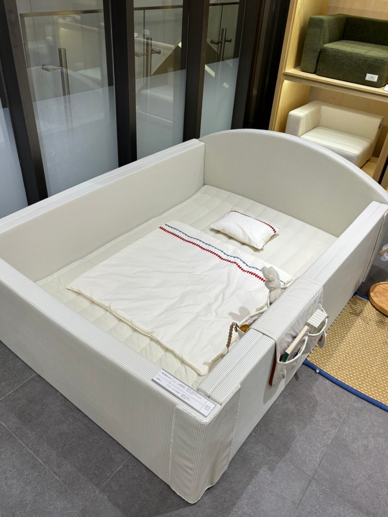 아기침대고민ㅣ아기범퍼침대 고민, 쥬다르 or 바치 _ 쥬다르 판교현대백화점 팝업 & 바치 오....