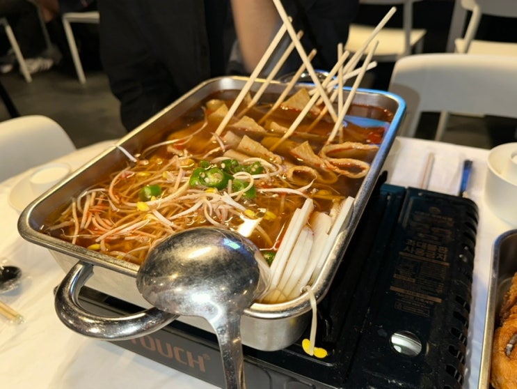 광안리 핫플 ‘모이지 게스트하우스' 폭스클럽 방문 게하