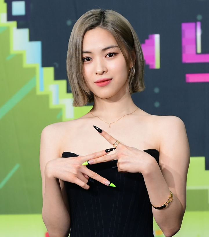 있지[ITZY] 류진 나이, 키, 학력, 고향 등 프로필 완벽 총정리! 한소희 닮은꼴 그녀?