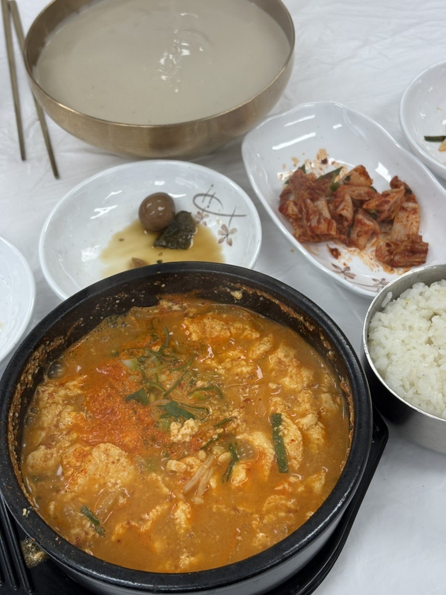 이연규유달전통맷돌면옥 빛가람점 사진 1