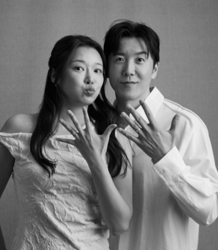   나는 솔로 8기 영숙 결혼 발표! 3년 기다린 DM으로 맺어진 운명적 러브 스토리