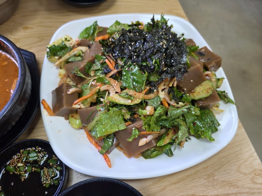 Mukjipdotorikalguksu photo 4