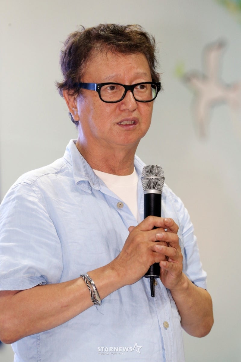 인공호흡기 끼고도 “호흡이 걸으면 안 되나?” 故 전유성의 영원한 뼈그맨 본능