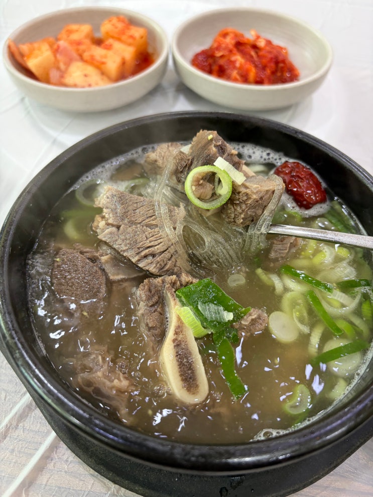  [강릉 근본 맛집] 1++ 한우의 위엄! 국물보다 고기가 더 많은 역대급 갈비탕 '이주환전통한우' 