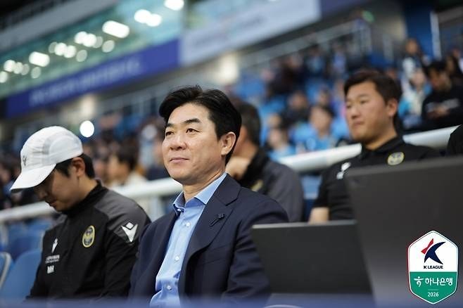 포항 인천 1대0 승리 경기 결과와 <b>윤정환 감독</b> 반응