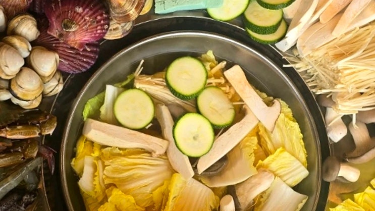 오션뷰 맛집, <b>오늘N</b> 강릉 해물칼국수 <b>옆집부자의 비밀노트</b>
