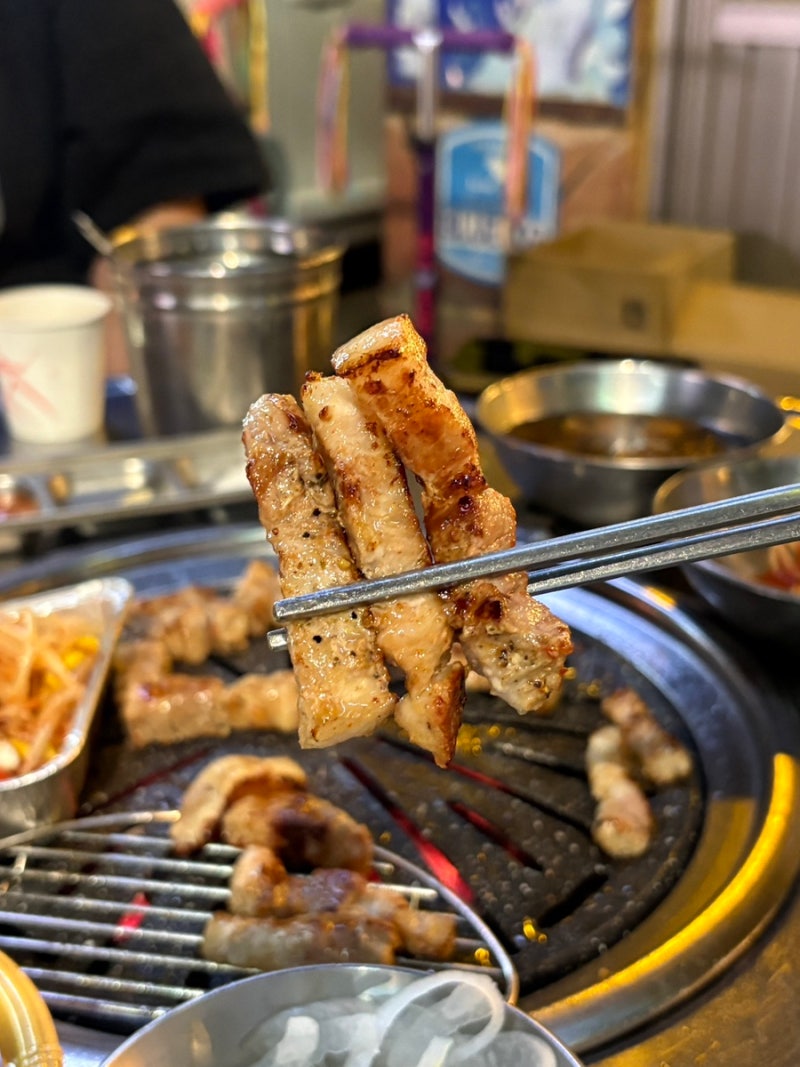 돌곶이역 맛집 고기집 야장 자연숯불화로구이 돌곶이점