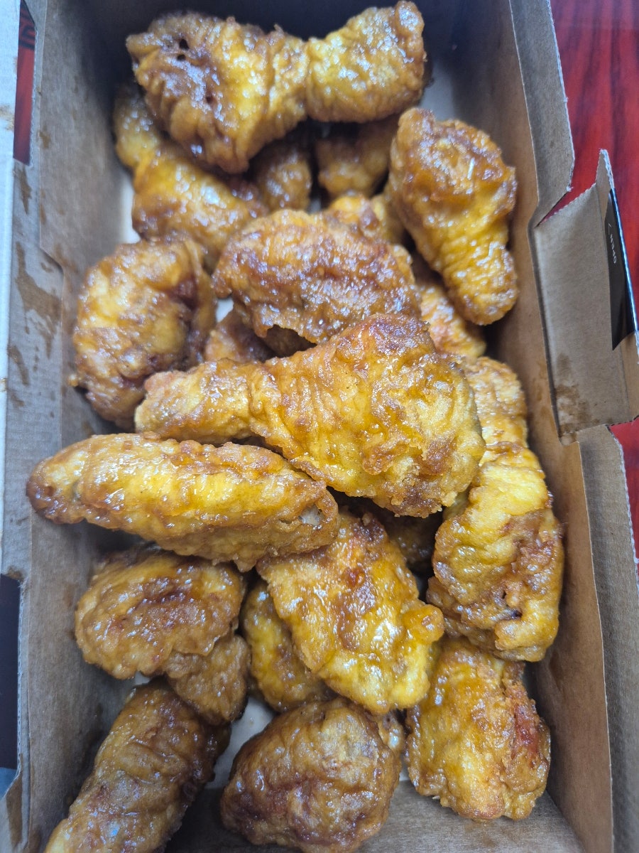 교촌치킨 산본역점 사진 5