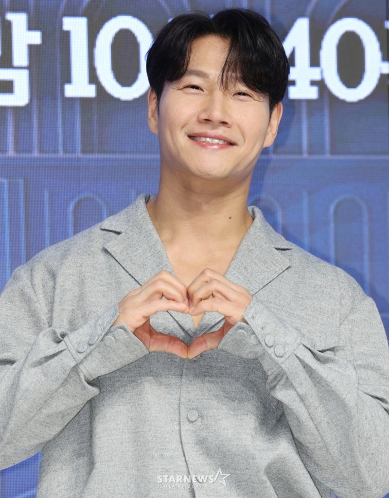 "I've found my other half" Kim Jong-kook's surprise marriage on 30th debut anniversary: All about wife Lee Ji-yoon's age gap, profession, and rumors