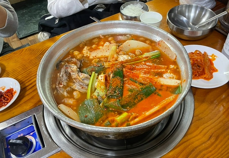 오수양푼이동태찌개 논현본점 사진 2