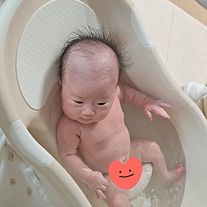 엄마 혼자서 신생아 아기 목욕시키기 좋은 아이팜아기욕조 사용한 솔직후기