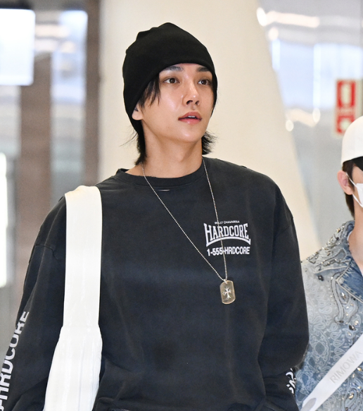 「SEVENTEEN機場時尚」穿搭分析…Joshua、Dino、Jun