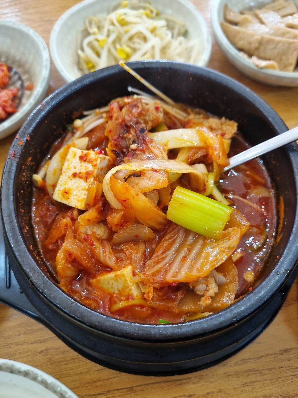 미스터쉐프 아주대본점 사진 2