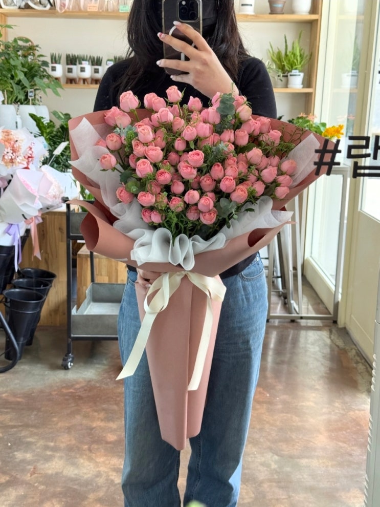 일산 <b>로즈데이</b> 여자친구 깜짝 선물로 준비한 랩플레르