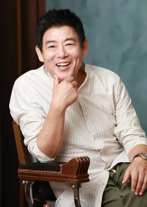 성동일 프로필 나이 고향 학력 재산 아내 딸 아들 근황 총정리
