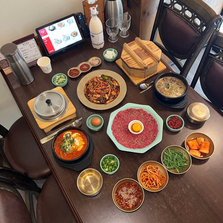 사당맛집 총신대입구역 순대국 밥집 청와옥 <b>백반기행</b>이 인증한곳