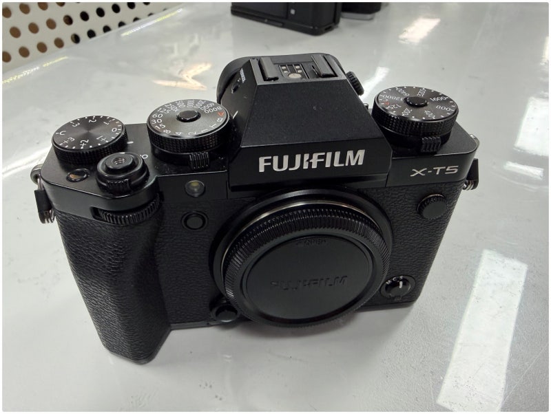 중고카메라 사이트 추천 럭키카메라에서 후지 X-T5 중고 구입