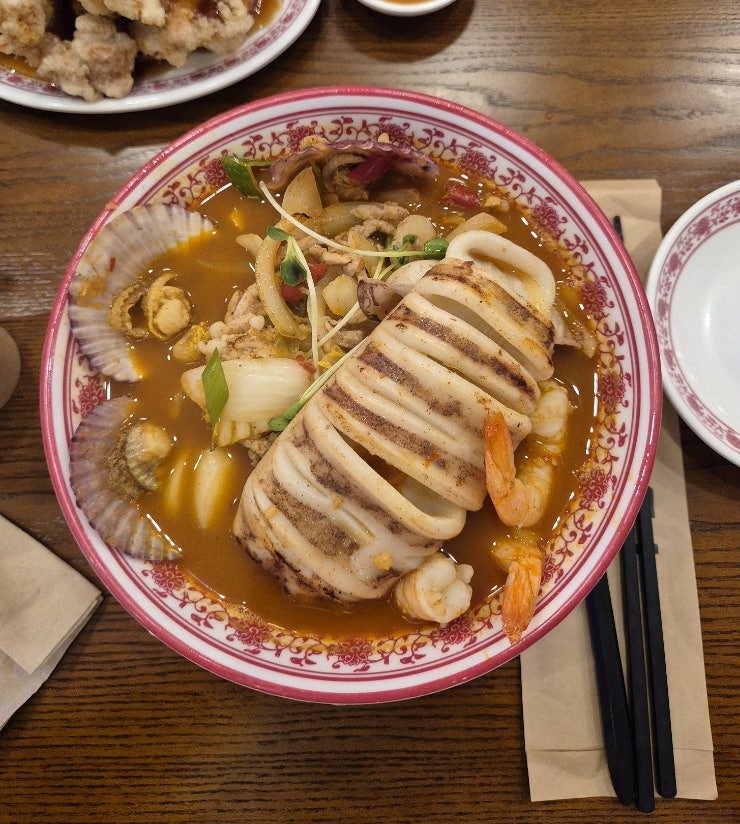 홍대 중식 맛집 차이나엑스포 후기 가성비 짬뽕 볶음밥 탕수육