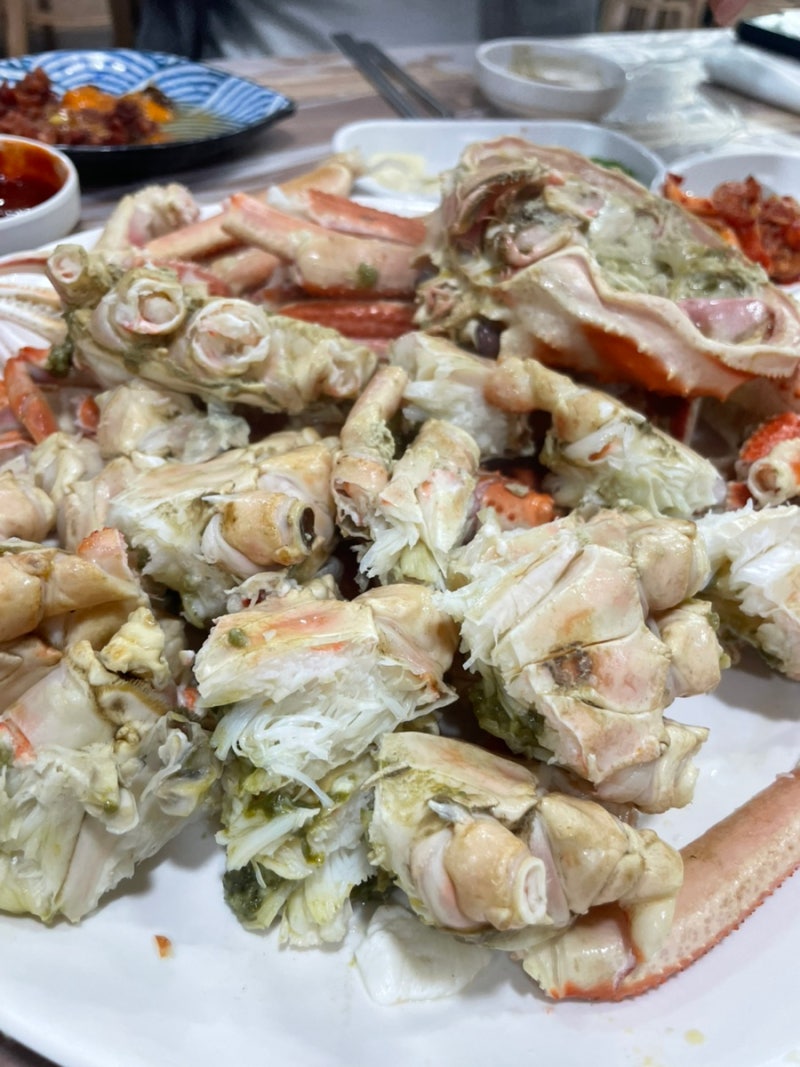 대게 먹으러 간 영덕여행. 강구항 동광어시장. 어디서 사야 괜찮을까