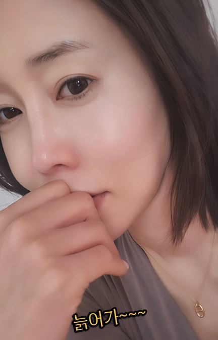 이천수 사기 혐의 합의 후, 아내 심하은 '쉰데렐라' 근황 포착