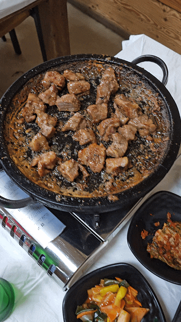  덕정리에 위치한 고창 고인돌 유적 가는 길 맛있는 쌈밥집 텃밭쌈밥식당