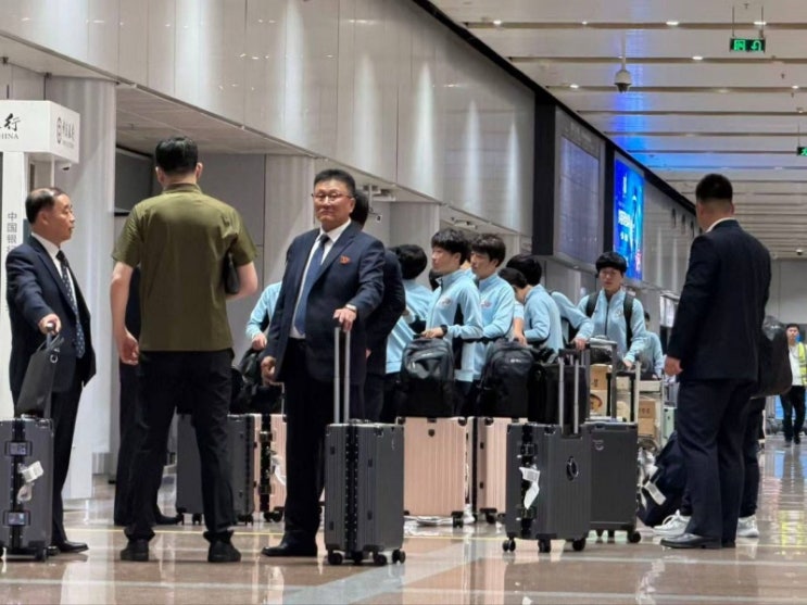북한 '<b>내고향</b>여자축구단' <b>AWCL</b> 4강전 앞두고 베이징 도착... 