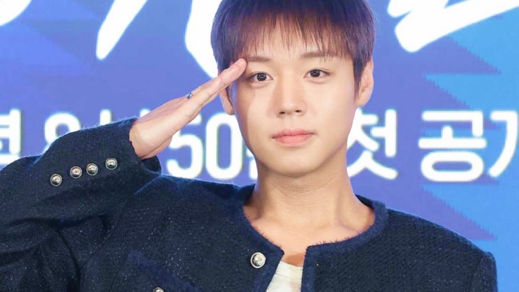  “1,000원 빌려줬다가 인생 바뀌었다”… 박지훈과 7년째 동거 중인 배우 이종무 정체에 모두 놀란 이유 