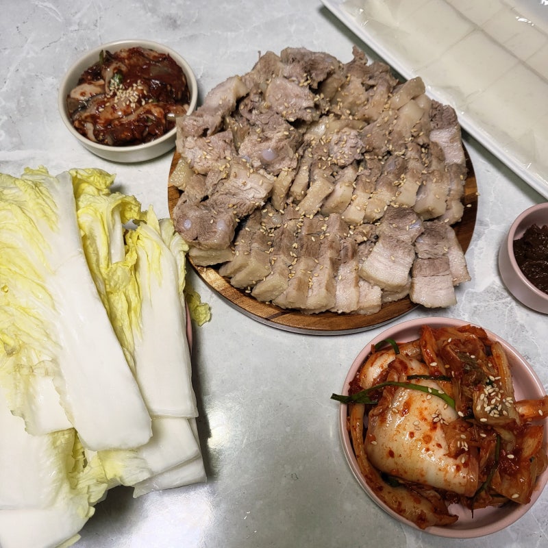 통삼겹 수육 만드는 법 수육 만들기 보쌈 고기 삶는법