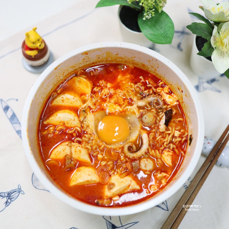 해장에 좋은 해물 순두부 요리 짬뽕 맛 순두부 열라면 레시피