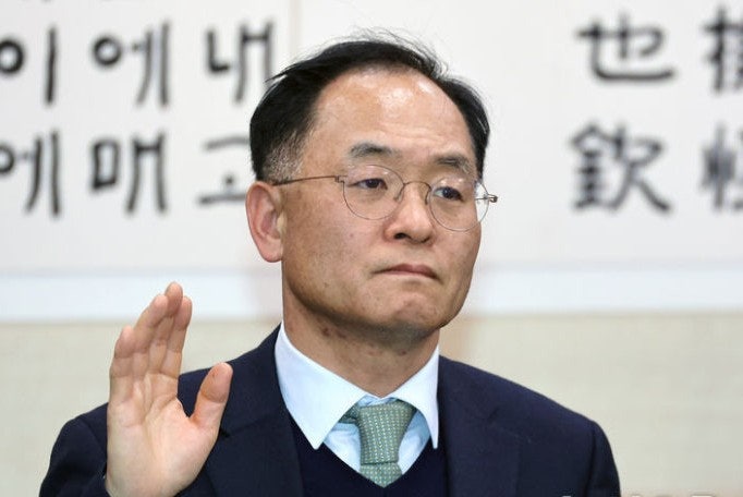 강백신 검사, "법무부장관 검찰 구성원 상실감·열패감 의견 부당성"...공감 못해