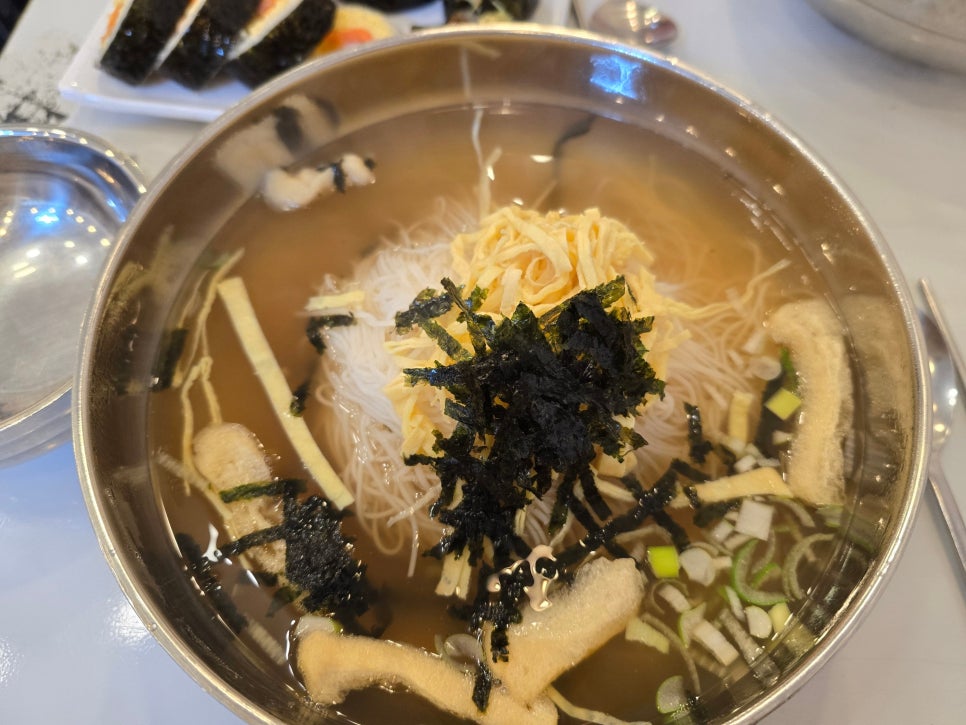넘치는국수한그릇 사진 5