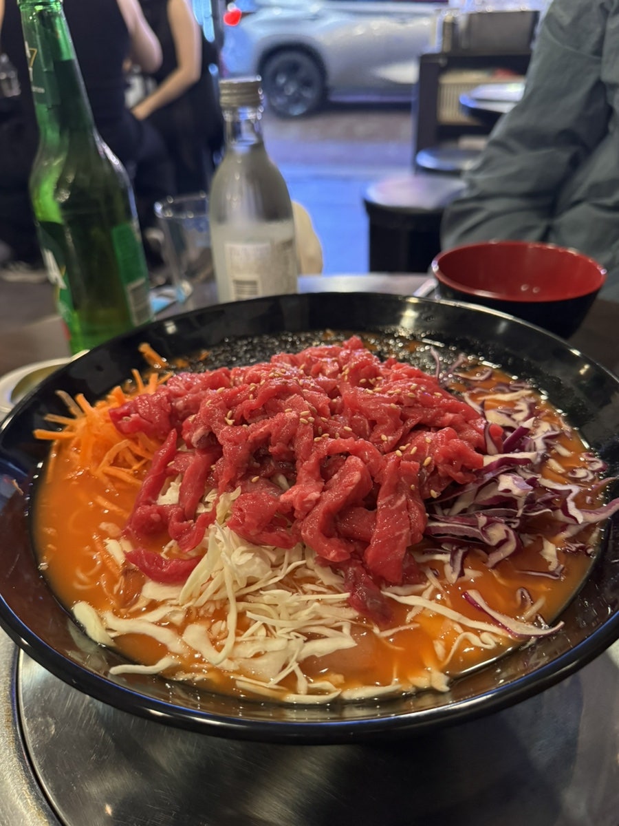 통돼지 주먹고기&김치두루치기 사진 1