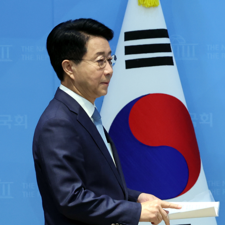 <b>국회</b>의장 후보 <b>조정식</b> <b>의원 프로필</b> 재산 연봉 논란까지.