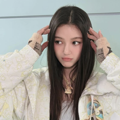 “1차 변론 안가?!” <b>다니엘</b>, <b>어도어</b> 431억 손배 불참