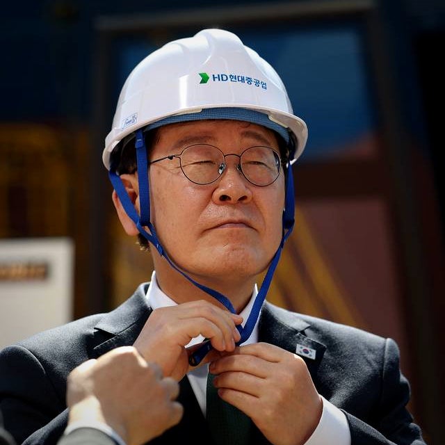  이 대통령, HD현대중공업 울산 조선소 전격 방문