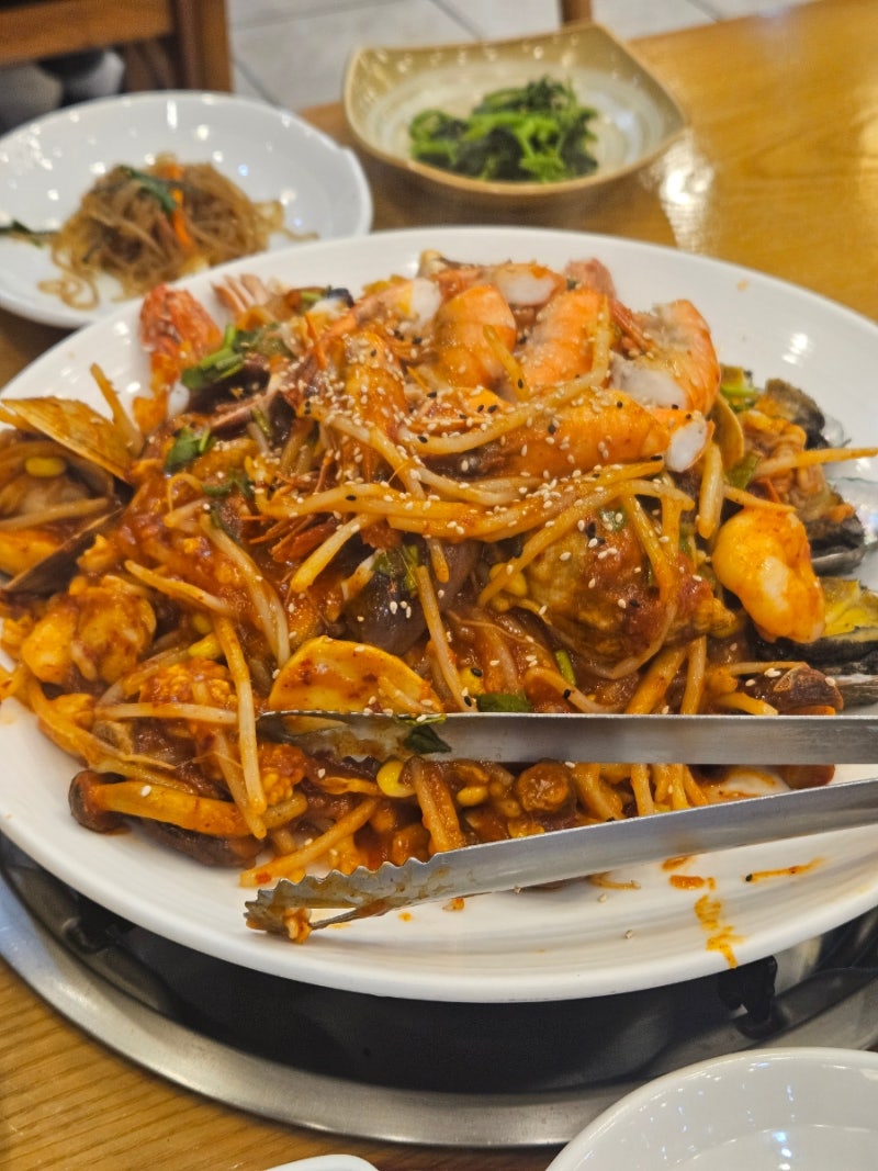 [대구 들안길 맛집] 수성구 가족외식·단체회식 즐기기 좋은 울릉도해물탕