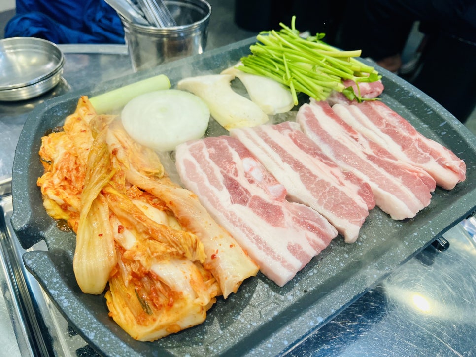 5302김치생삼겹 사진 4