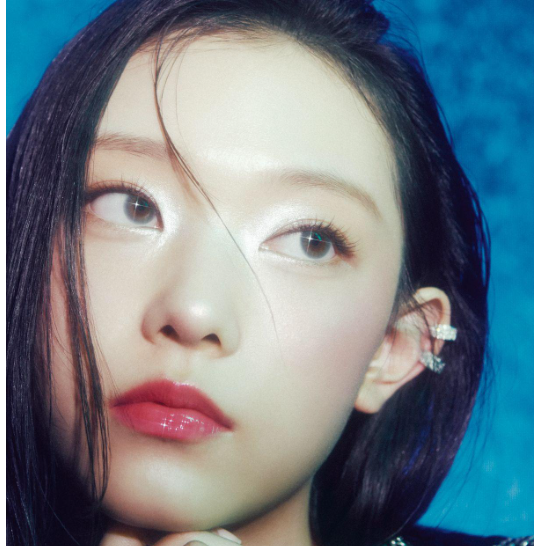 뉴진스 해린, 마리끌레르 디올 표지 화보에서 보여준 독보적 존재감