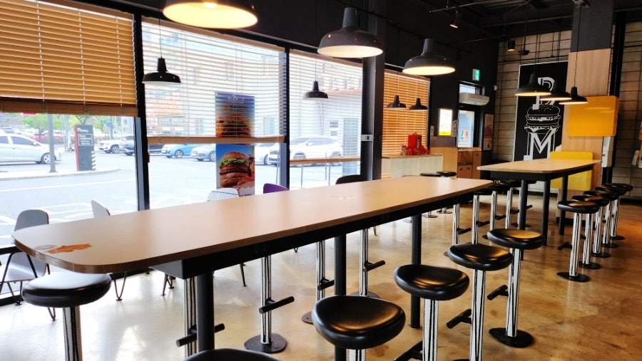 맥도날드 충남논산DT점 사진 1