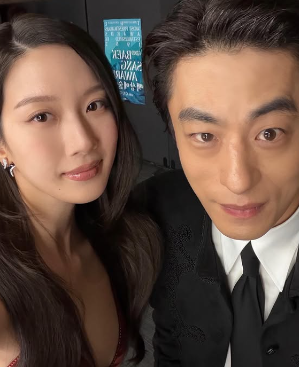 ク・ギョファン＆ムン・ガヨン、歴代級のケミストリー...話題の百想ドレス情報はこちら？